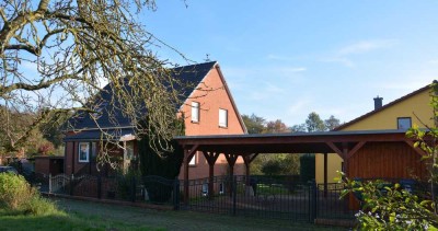 Reserviert - 2 Wohnhäuser mit Doppelcarports und Nebengebäude