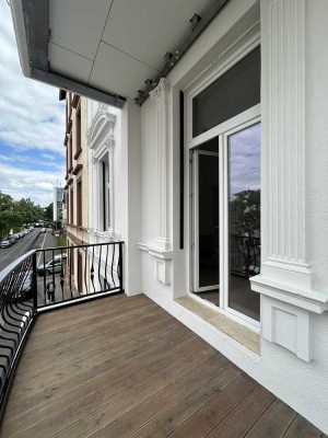Exclusive Altbauwohnung mit Balkon