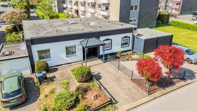 sanierungsbedürftige Bungalow-Hälfte in Eigentümergemeinschaft mit Garten in Heiligenhaus Unterilp