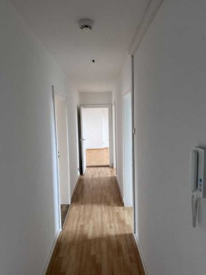 Schöne 4-Zimmer-Wohnung mit Balkon - Celle Hafen