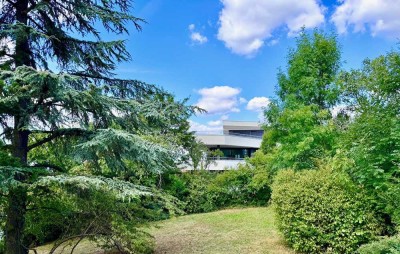 Wohnen mit Aussicht über Stuttgart! Tolle 5,5-Zimmer Wohnung mit Potenzial in bevorzugter Lage.