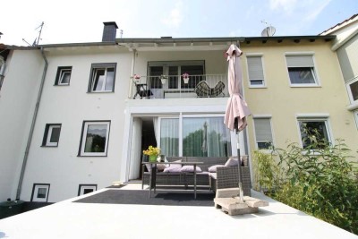 Sofort wohlfühlen: 5-Zi.-RMH mit großem Garten in Sprockhövel