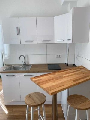 Voll möbliertes Single- Appartement in Bensheim- Auerbach