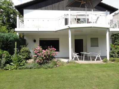 Moderne Erdgeschoss-Gartenwohnung