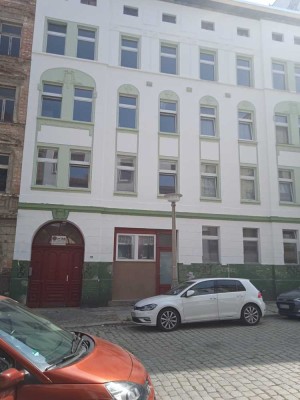 Sonnige, sanierte Wohnung dicht Steintor und Wasserturm - WG geeignet
