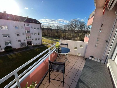 Stilvolle 3-Zimmer-Wohnung mit umfassender Renovierung und optimaler Anbindung