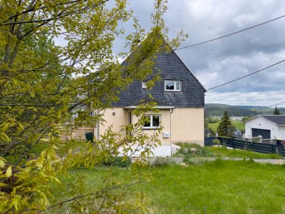 Idyllische Doppelhaushälfte im Erzgebirge – ruhig gelegen, auch als Ferienhaus geeignet