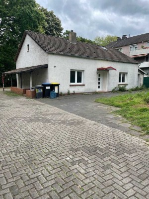 Einfamilienhaus zu vermieten