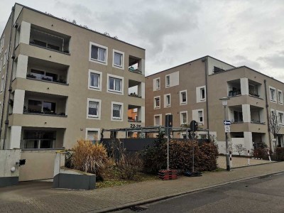 im EG - 2 Zimmer "älter Neubauten" mit Badewanne und Fußbodenheizung
