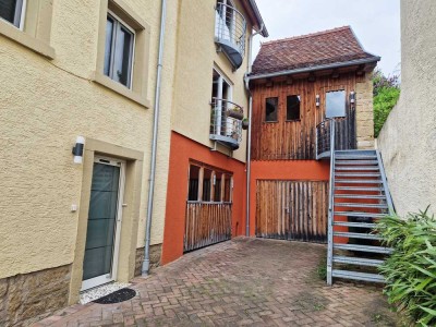 Modern sanierter Altbau mit Naturmaterialien & idyllischem Garten