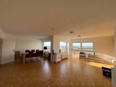 Über den Wolken...4 Zimmer Wohnung im Penthouse Stil in beliebter Lage von Helmstedt