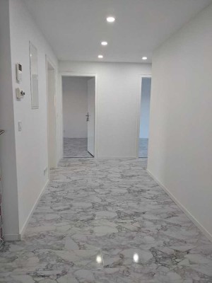 ***GROSS, SCHÖN, ZENTRAL***