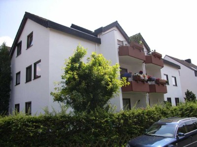 Schöne helle 2-Zimmer-Erdgeschosswohnung in Frankfurt-Rödelheim