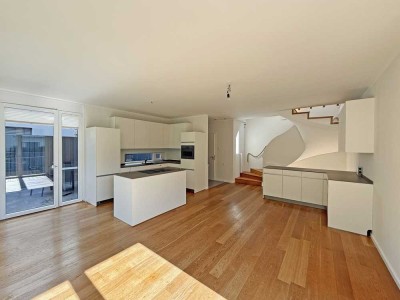 ++Stilvolles und vielfältiges Stadthaus in Grunewald mit 360°-Rundblick von der Dachterrasse++