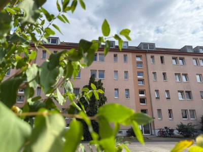 EXKLUSIVE GROSSZÜGIGE DACHGESCHOSSWOHNUNG- STILVOLLES WOHNAMBIENTE IM TIERGARTEN