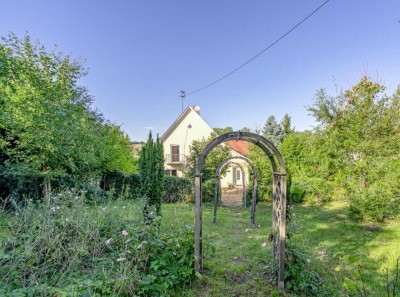 EFH mit großem Garten und Garage  in schöner Ortsrandlage!