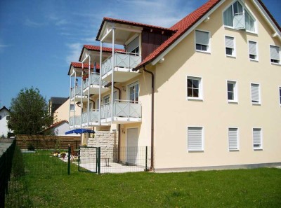 Attraktive 3-Zimmer Erdgeschosswohnung mit Garten in Hallbergmoos