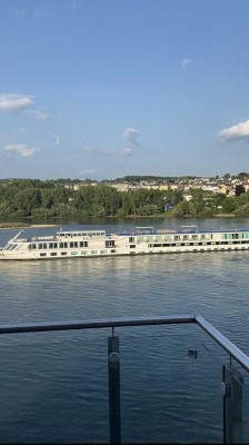 Wohnung 70qm zu verkaufen am Wasser Balkon schöne Aussicht Gäste-WC barierefrei Aufzug