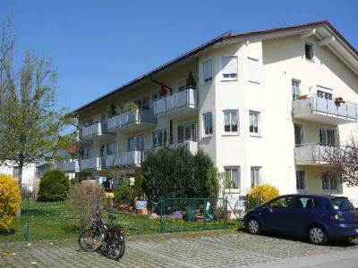 Moderne Terrassenwohnung mit verbundenem Hobbyraum