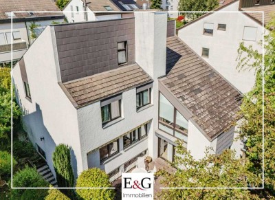 Großzügiges Familiendomizil mit versetzten Ebenen in ruhiger Lage von Ludwigsburg-Pflugfelden