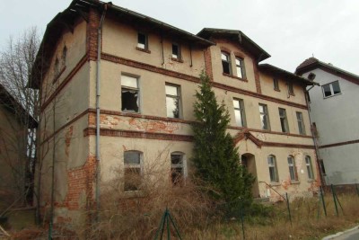 Attraktives bebautes Grundstück mit eigenem Park – vielseitig nutzbar in zentraler Lage von Drebkau