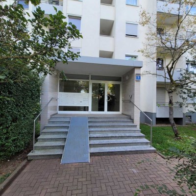 Geschmackvolle 1 Zi-Wohnung mit Balkon und EBK