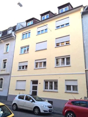 Großzügige 2-Zimmer-Wohnung in ruhiger Lage der Neckarstadt