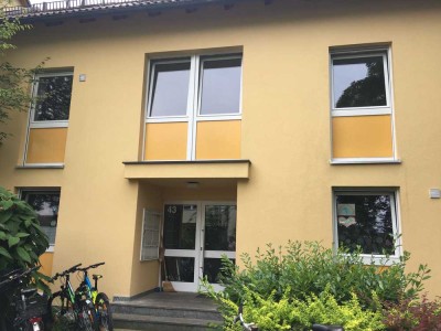 Moderne 3-Zimmer-Wohnung mit Einbauküche und Terrasse