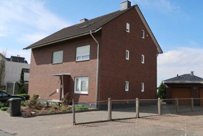 Zweifamilienhaus mit dritter Wohneinheit in Top Lage von Bünde Ennigloh!