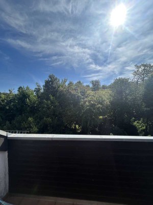 Gepflegte 4-Zimmer Dachgeschosswohnung mit Balkon in Wachtberg