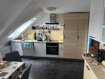 Ansprechende 2-Zimmer-DG-Wohnung in Sinsheim