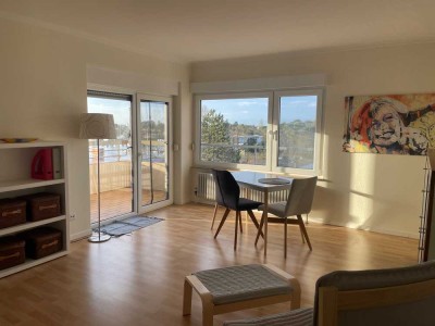 Nahe ESOC - Telekomcity - helle 1,5-Zimmer Wohnung im 4. OG mit Balkon + Tiefgarage in Griesheim