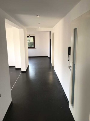 900€, 83 m², 2,5 Zimmer