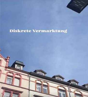 Investment kernsaniertes Dreifamilienhaus  mit Garten in Neu-Isenburg