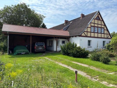Vermieten und Wohnen - Individuelles Zweifamilienhaus saniert mit 1851m² Grundstück - Mit Neubaupo