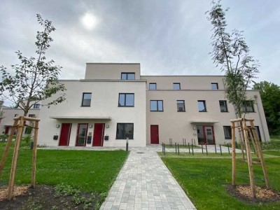 1-Zimmer-Wohnung mit extra Schlafnische und Terrasse sucht ab sofort neuen Bewohner