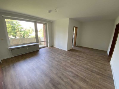 Helle 2-Zimmer Dachgeschosswohnung in Geesthacht mit Balkon