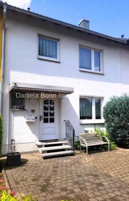 Sanierungsbedürftiges Reihenmittelhaus mit Ausbaupotential in ruhiger Lage von Pulheim.
