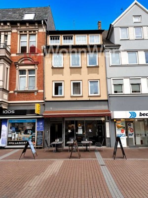 Solides Mehrfamilienhaus mit Gewerbeeinheit im Herzen von Peine