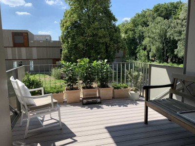 Fully furnished/ möbliert - schöne lichtdurchflutete 4-Zimmer-Neubau-Wohnung in Bogenhausen