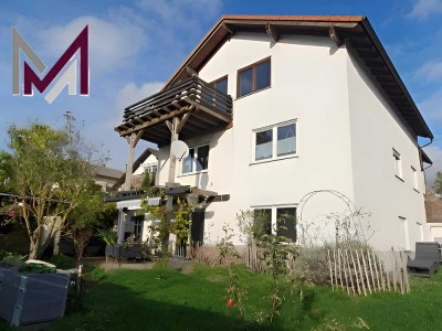 Top Anlageobjekt mit 5 WE*Garten*Garage*Stellplätze*Solar*Wallbox*Glasfaser*