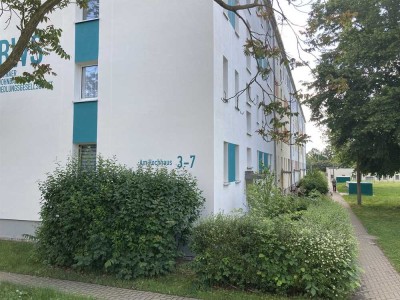 2 Raum Wohnung mit Balkon