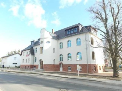 Seniorengerechte 2-Zimmerwohnung mit Aufzug und PKW-Stellplatz unweit des Markkleeberger Sees