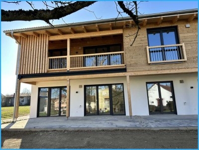 !! Bayrisch - Stylisch !! nachhaltiger Chalet-Charakter TOLLE ARCHITEKTUR - KFW 40+degr.AfA möglich