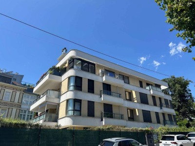 Moderne 4-Zimmer-Gartenwohnung mit Terrasse und Garagenplatz