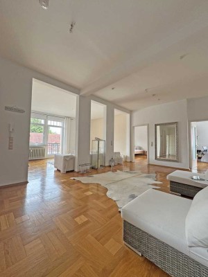 4785 - Repräsentative 6-Zimmer-Maisonettewohnung mit Dachterrasse im Musikerviertel!