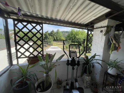 Mehrfamilienhaus mit Garten!