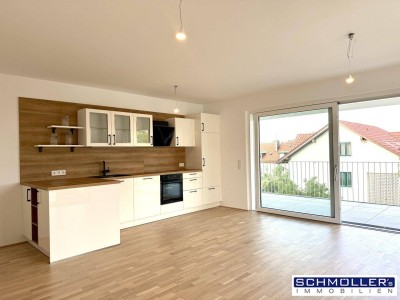 Erstbezug - Hochwertige 3-Zimmer-Wohnung mit großem Terrasse und TG-Platz