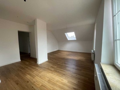 Großzügige und helle 3-Zimmer Altbau-Wohnung in sehr guter Lage in Bochum Langendreer