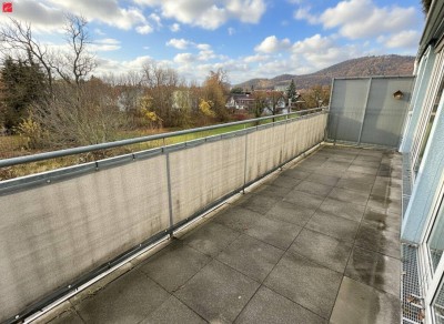 Lichtdurchfluteter Wohntraum mit Südbalkon!